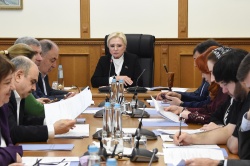 Комитет по образованию и науке обсудил изменения в закон о защите прав ребенка