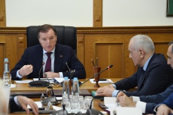 Президиум Народного Собрания рассмотрел основные вопросы повестки дня предстоящей сессии